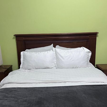Residence Djily Mbaye Дакар Экстерьер фото