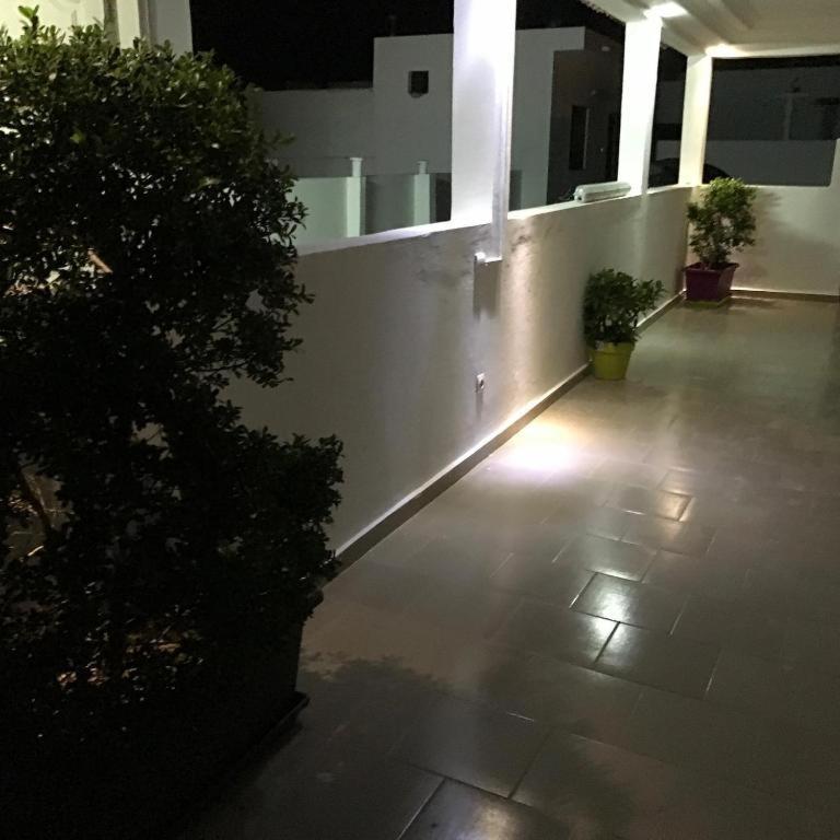 Residence Djily Mbaye Дакар Экстерьер фото